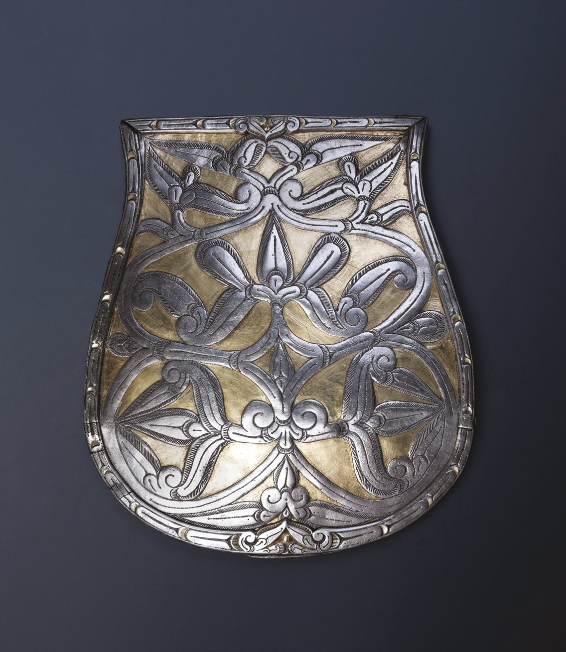 Rakamaz-Strázsadomb A sír tarsolylemez